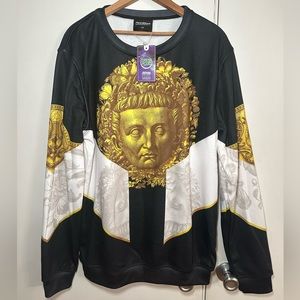 Men’s casual sweater made by fresh hoods.